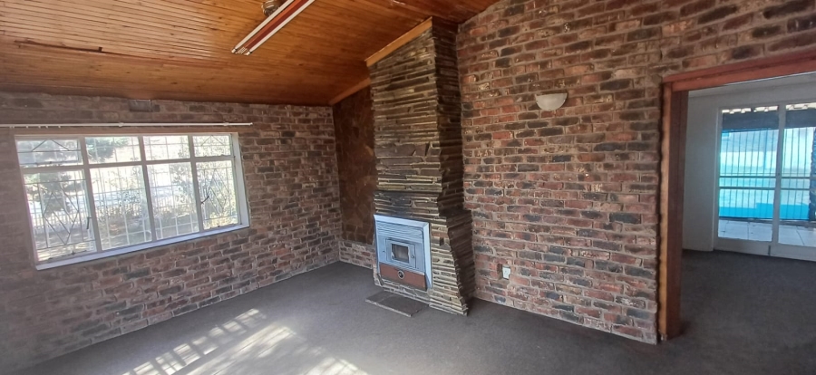 4 Bedroom Property for Sale in Hospitaalheuwel Free State